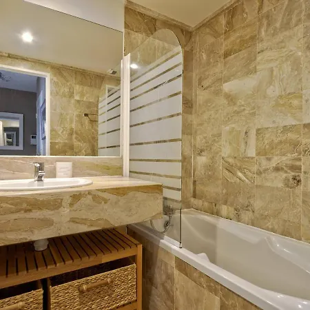 T2 En Bord De A - Privee, Parking, Balcon Et Wifi - Fr-1-433-45 *